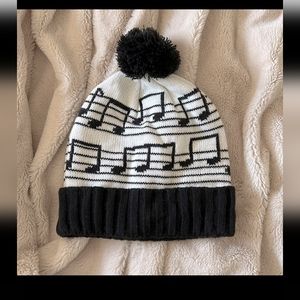 Hot Topic Music Note Beanie